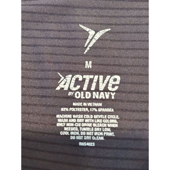 Old Navy Active Loose Fit Gray Striped Tank Top Racerback M Core Bubble TN - Picture 3 of 4